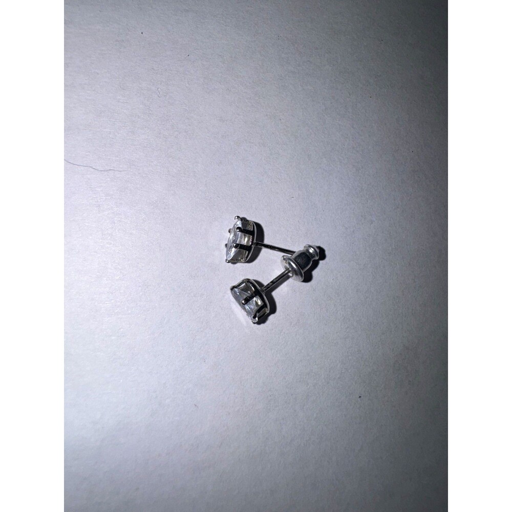 Silver Tone Round Clear Crystal Stud Earrings Prong Set Butterfly Closure Lobe
